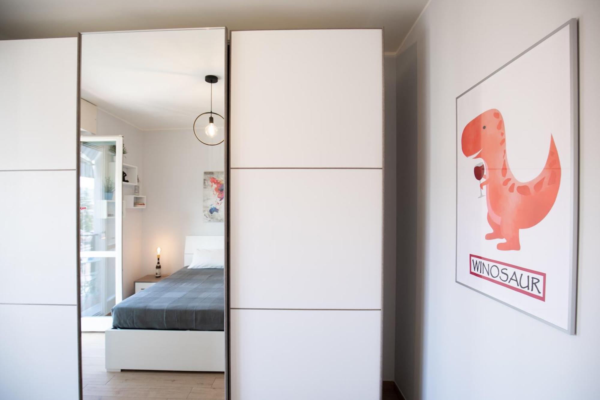 Vinhome Bilocale Con Garage Privato Alba Centro Exteriör bild